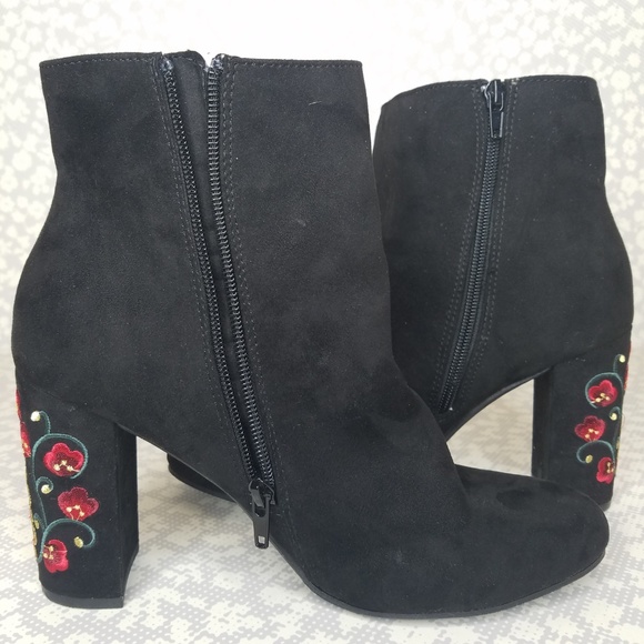 Report Sierra Black Embroidered Heel Suede Booties - Picture 6 of 8